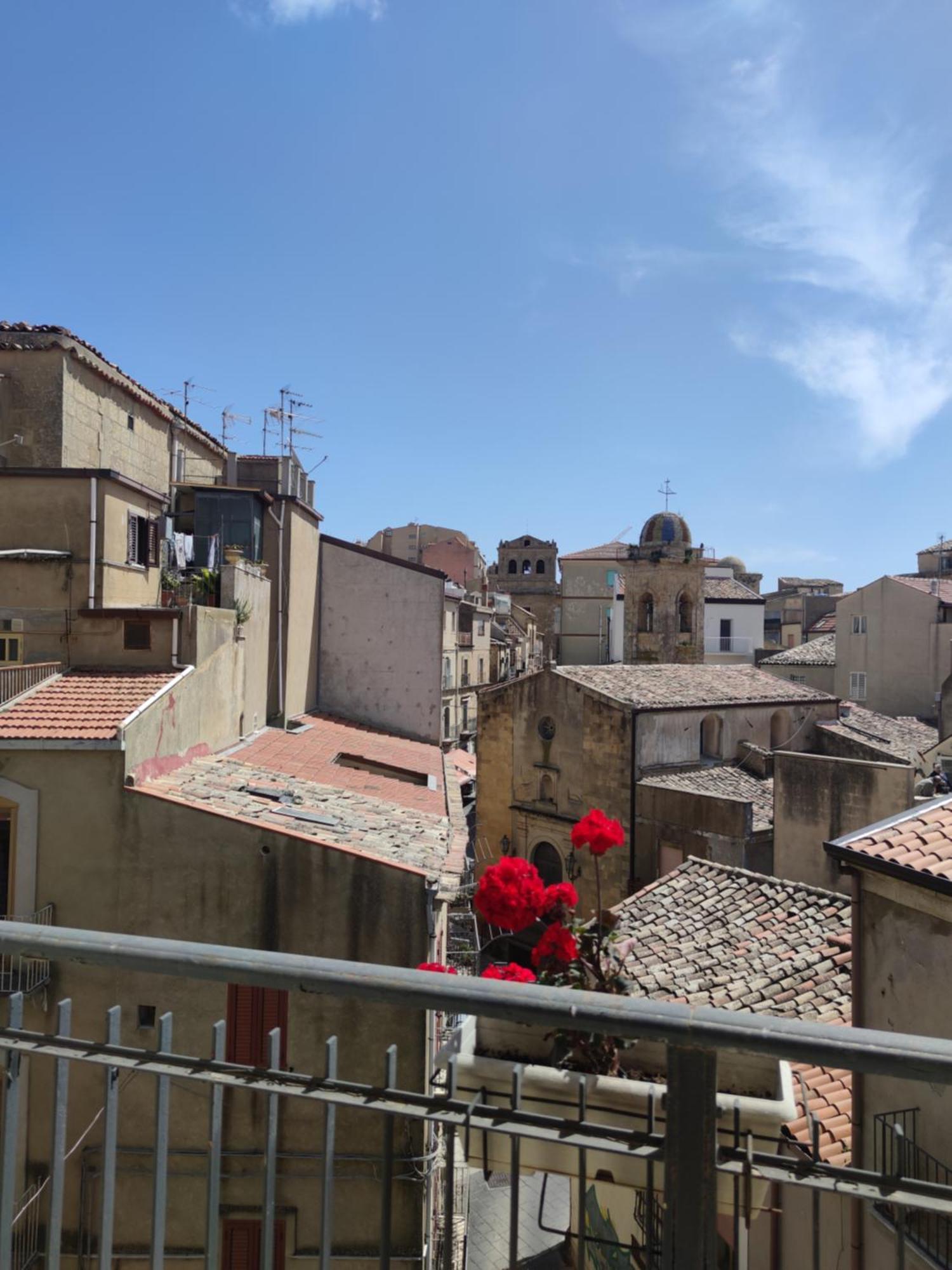 إينّا Centro Sicilia Rooms-Suites & Terrace المظهر الخارجي الصورة