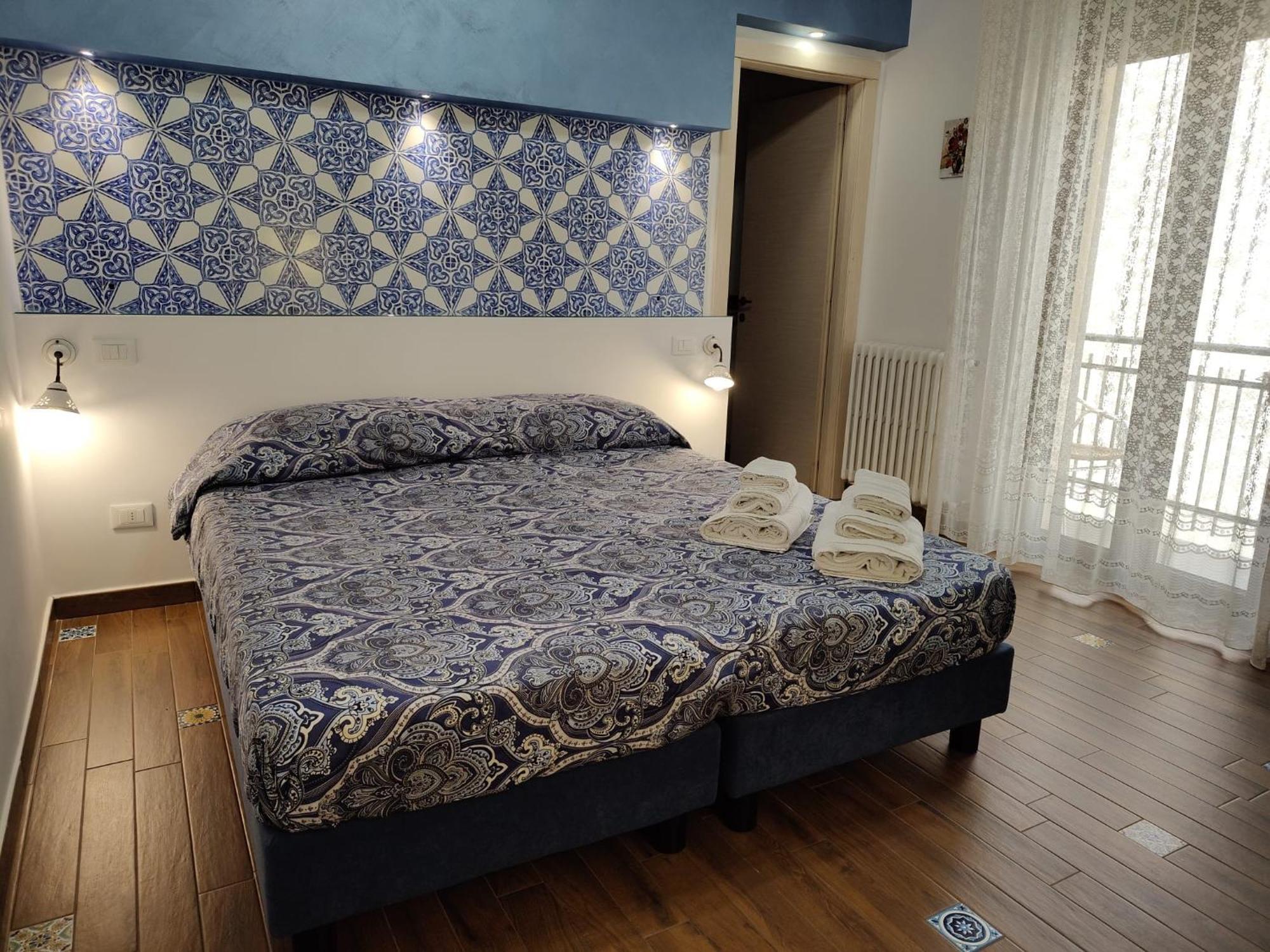إينّا Centro Sicilia Rooms-Suites & Terrace المظهر الخارجي الصورة