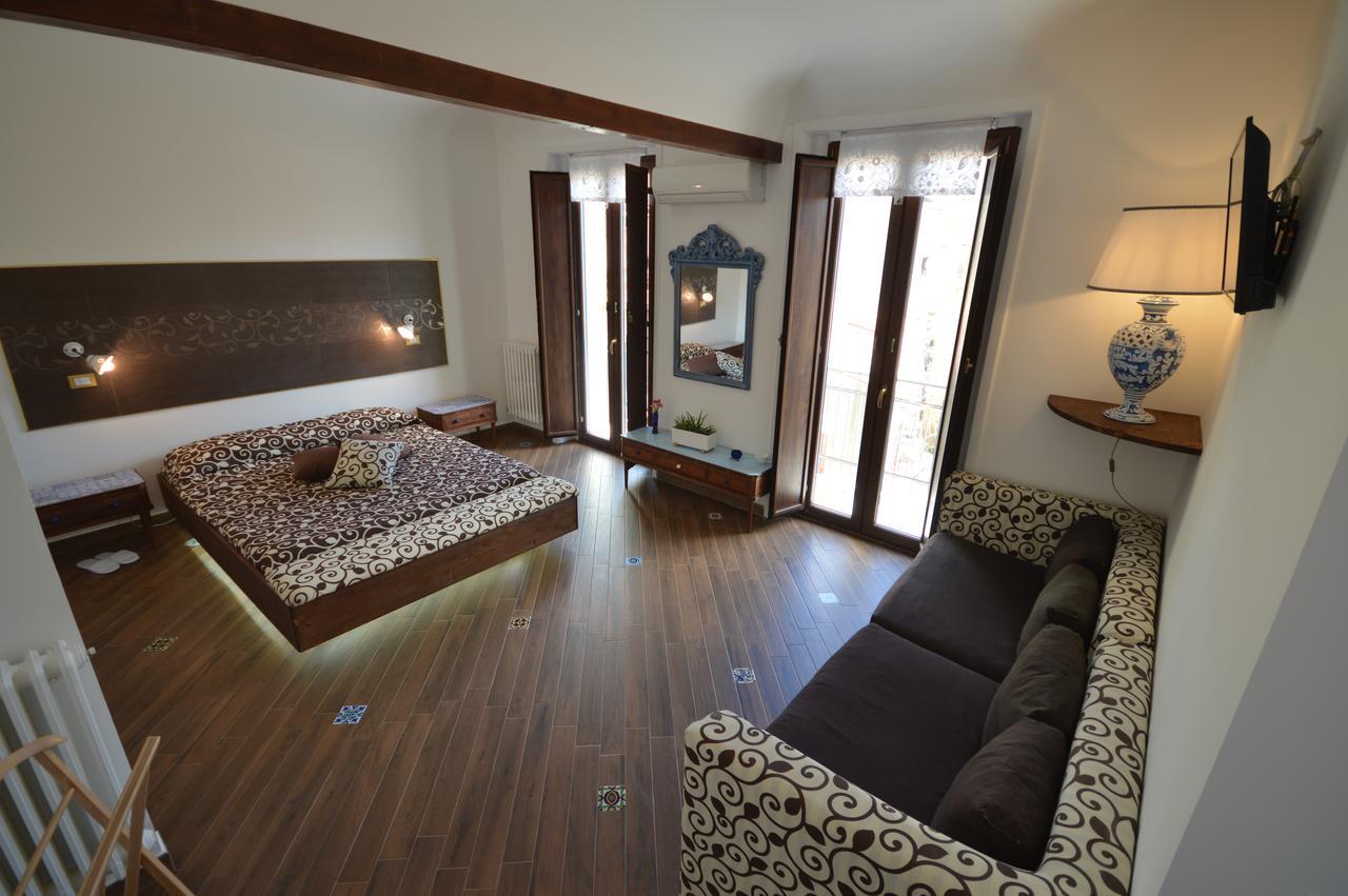 إينّا Centro Sicilia Rooms-Suites & Terrace المظهر الخارجي الصورة