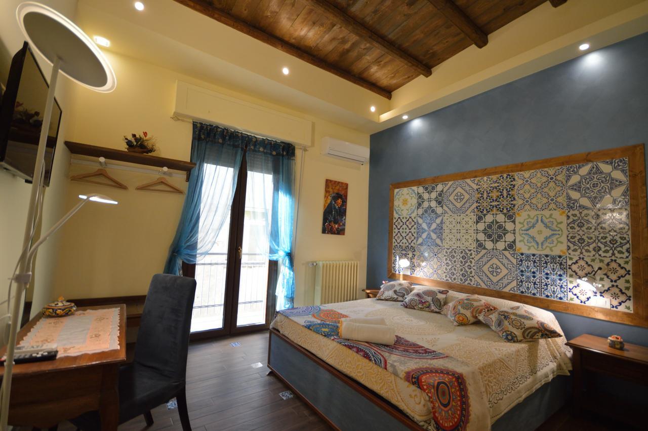 إينّا Centro Sicilia Rooms-Suites & Terrace المظهر الخارجي الصورة
