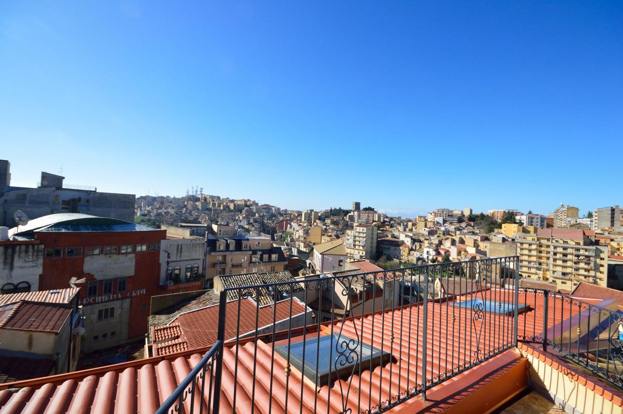 إينّا Centro Sicilia Rooms-Suites & Terrace المظهر الخارجي الصورة