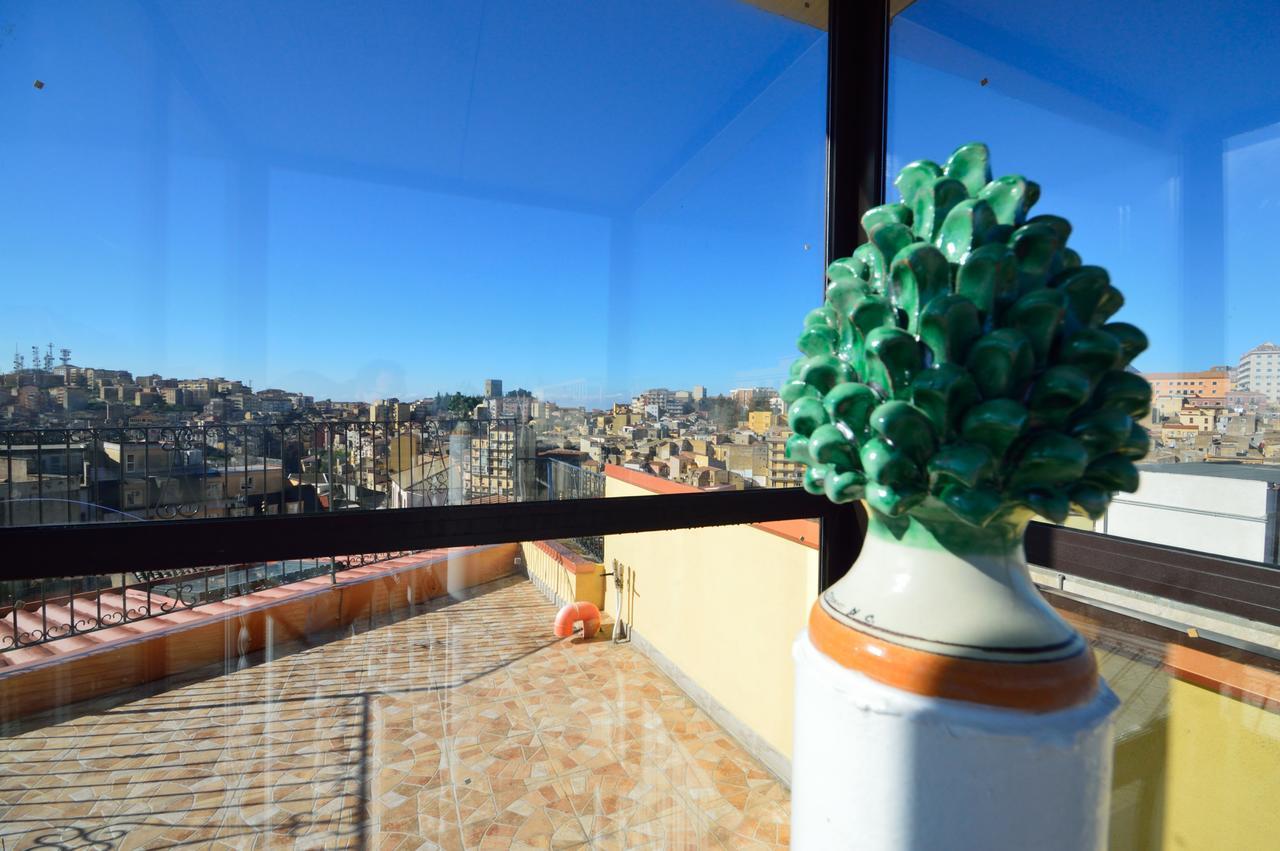إينّا Centro Sicilia Rooms-Suites & Terrace المظهر الخارجي الصورة