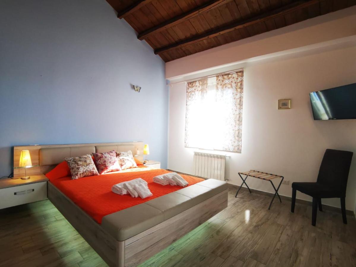 إينّا Centro Sicilia Rooms-Suites & Terrace المظهر الخارجي الصورة